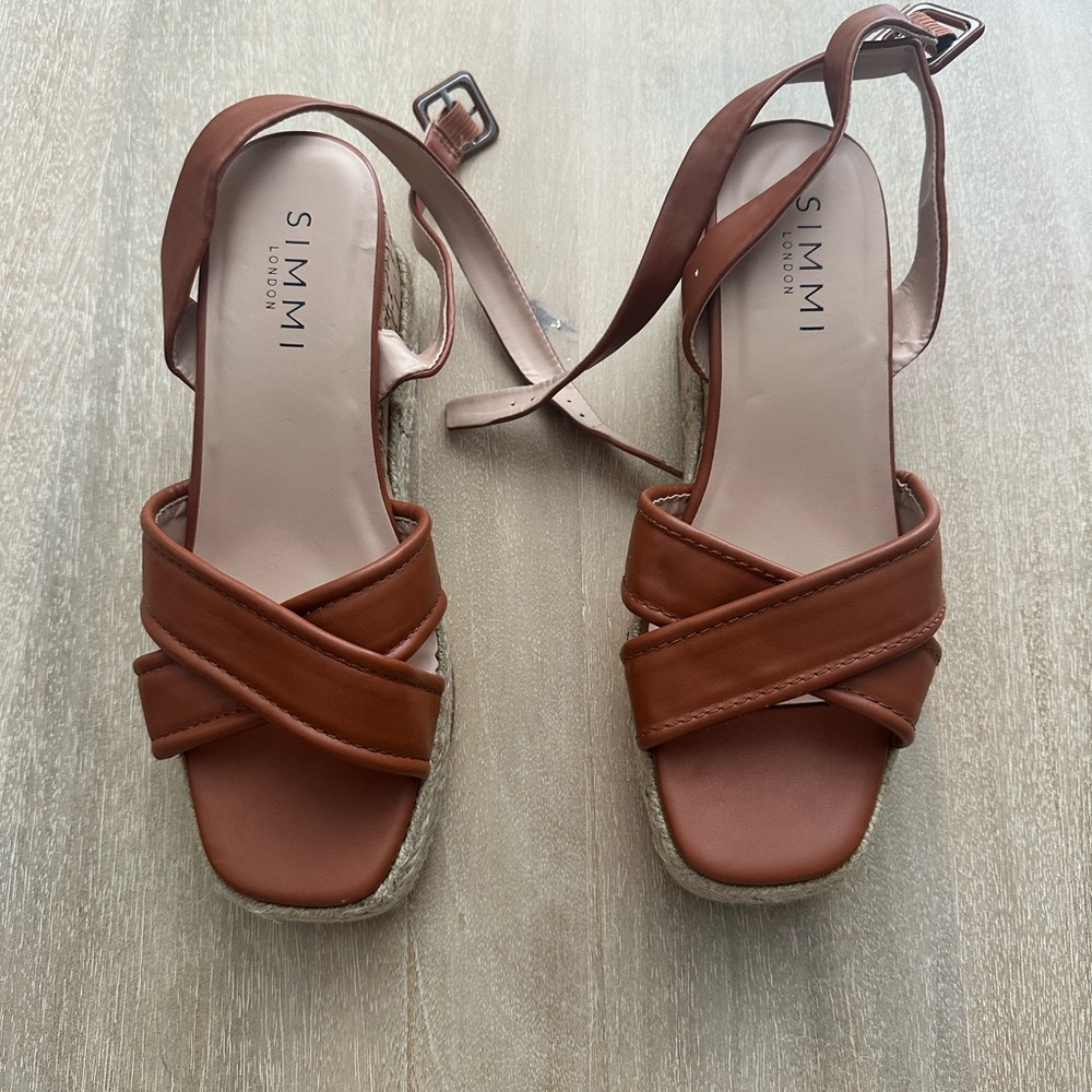 ESPADRILLE‎ PLATFORM Sandals